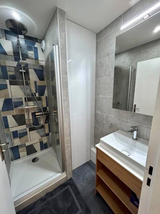 Splendid 92M2 Renovated, 4 Rooms 샤랑통르퐁 외부 사진